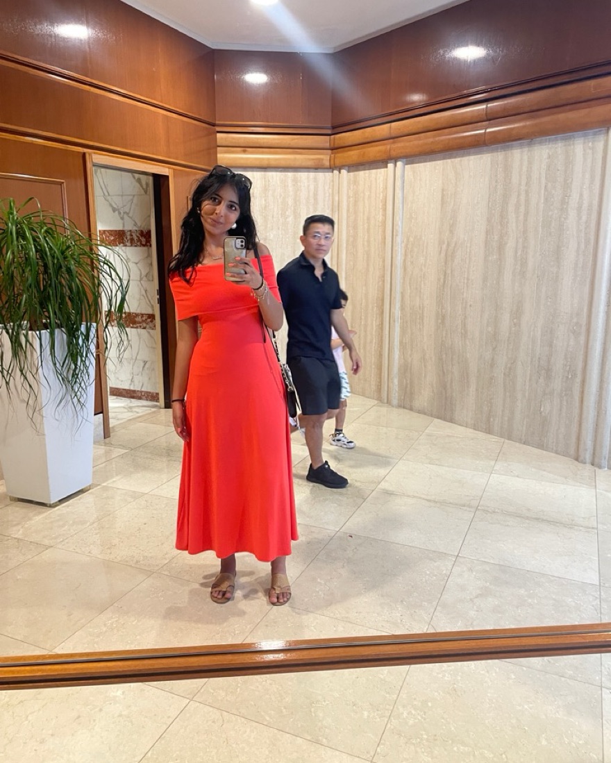 ワンピース Aritzia Statuette Dress Aritzia Babaton Statuette Dress by Aritzia - Pickle