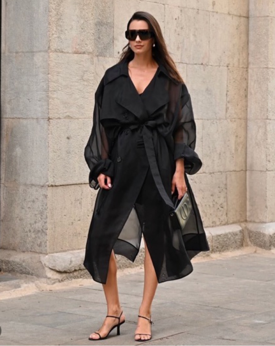 美品★ 4WAY SHEER DOCKING TRENCH MAVIS OVERSIZED SHEER TRENCH - BLACK by The Frankie Shop - Pickle