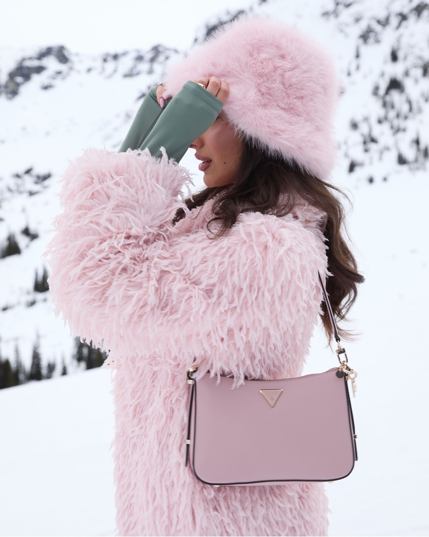 希少美品✨GUESS✨フーディダウンジャケット✨ピンクリアルファー✨スパンコール 希少美品✨GUESS✨フーディダウンジャケット✨ピンクリアルファー