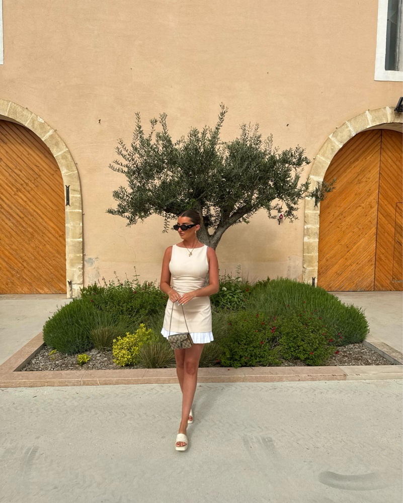 E.MですGILLIA♡ハワイ♡ZARA MINI DRESS ワイヤー入りレースミディ丈ワンピース - ブラック | ZARA Japan / 日本