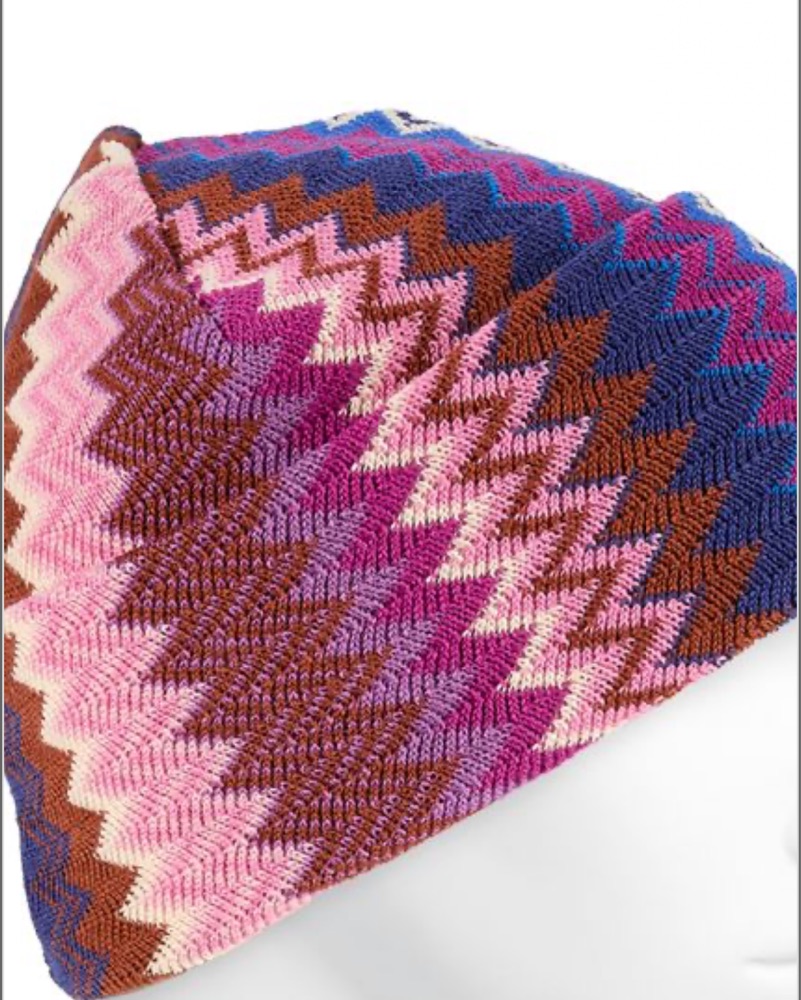 新品　MISSONIの可愛い帽子　お値下げ FINAL SALE Missoni Women's Zig Zag Hat | Beanie | Assortment – Cat