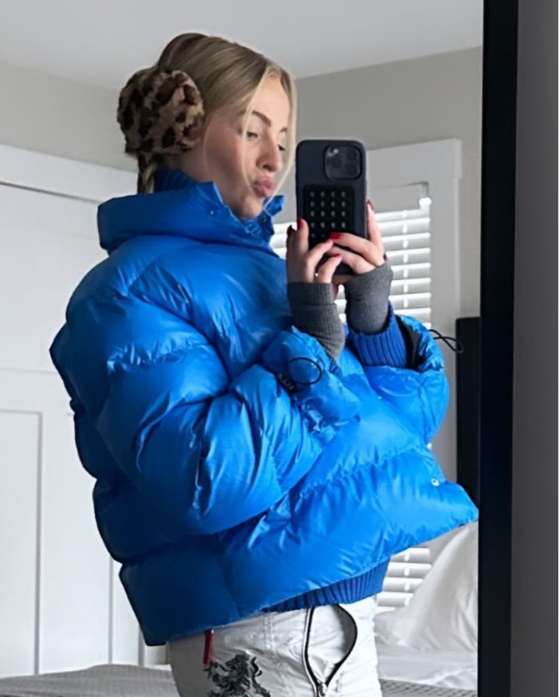 Blue ski puffer Jacket by Misc - Pickle