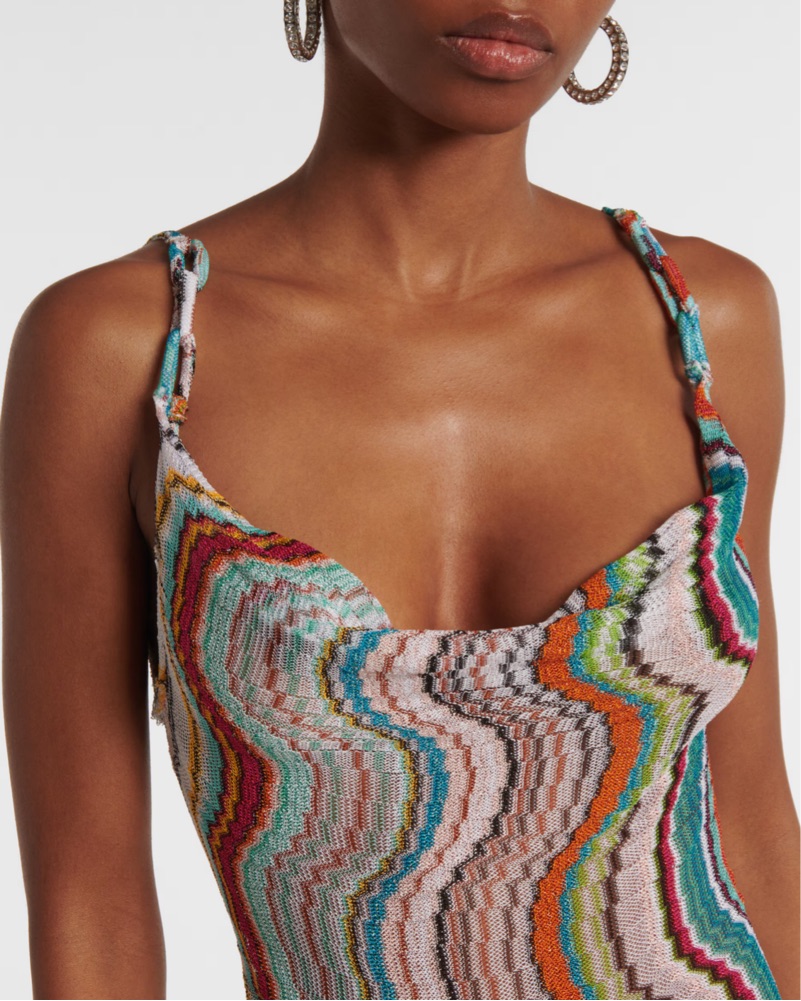 ☆極美品☆イタリア製MISSONI フリンジテーラードジャケット42 Timeless sophistication of Caperdoni, for celebrations that last