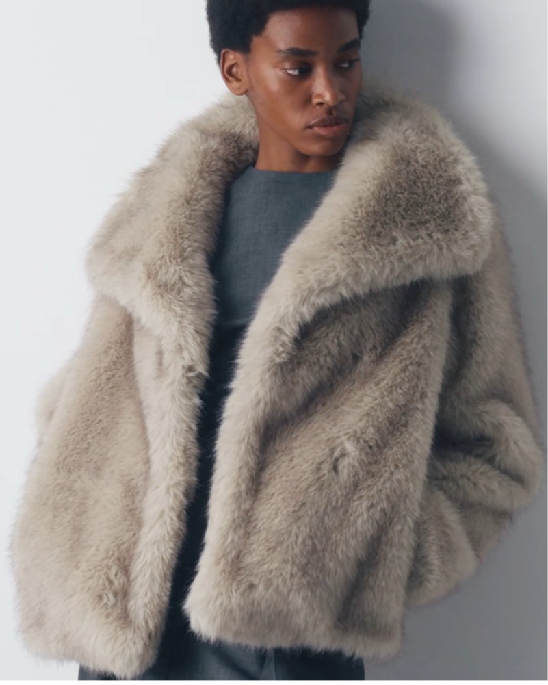 Aritzia St. Moritz Coat by Aritzia - Pickle