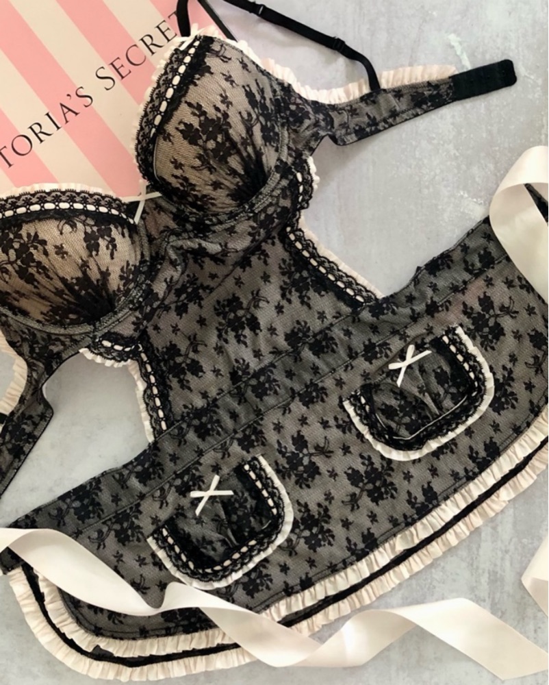 Victorias Secret Maid Teddy, 34B by Victorias Secret - Pickle
