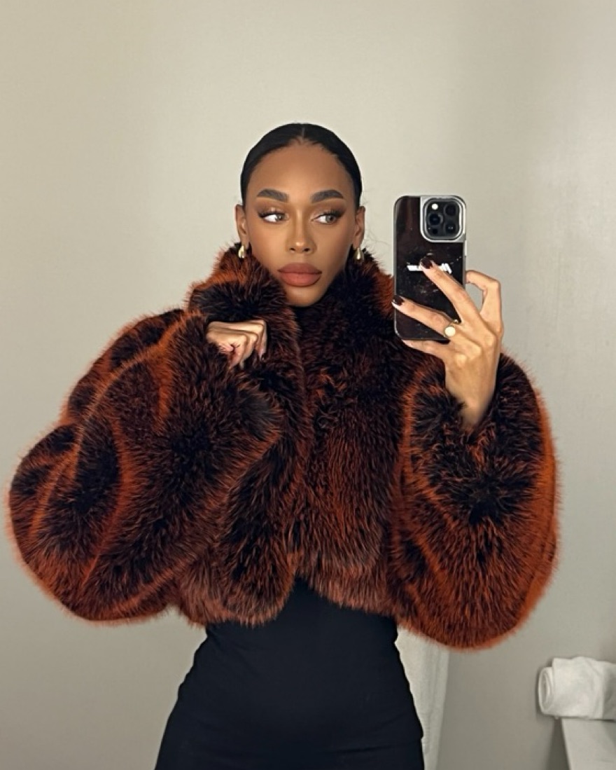 ジャケット・アウター vintage fur coat Chevron-Patterned Vintage Fur Jacket. For Sale at Ruby Lane