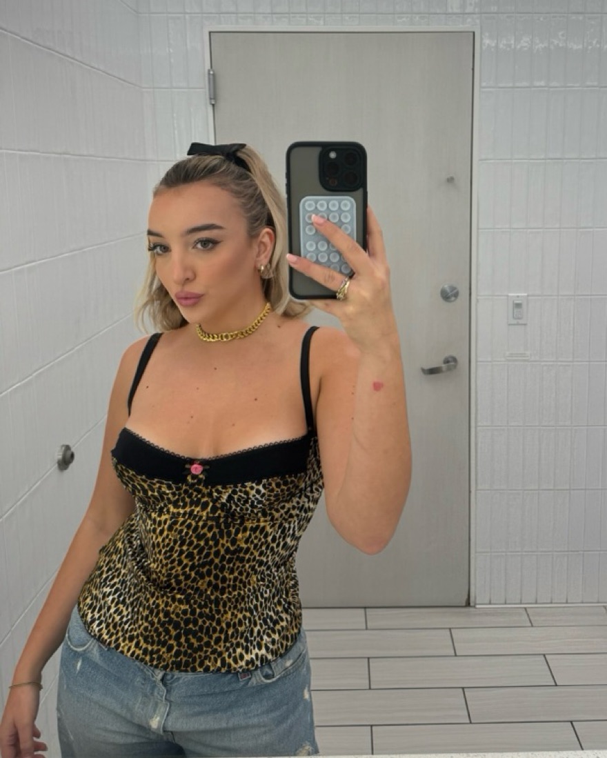 Vintage Dolce & Gabana Top by Dolce + Gabbana - Pickle